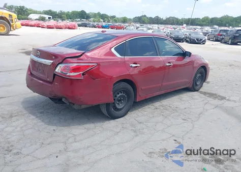 2015 Nissan Altima 2.5 S из США, поврежденный, VIN 1N4AL3AP8FC441493